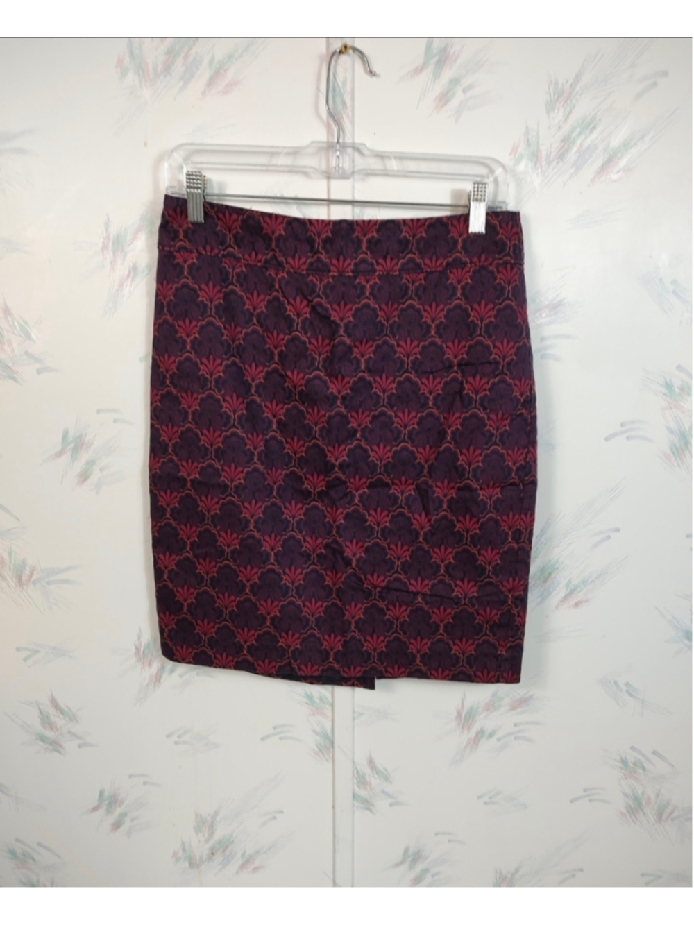 Women's Ann Taylor LOFT Pencil Skirt, Purple and Pink Patterned Size 6